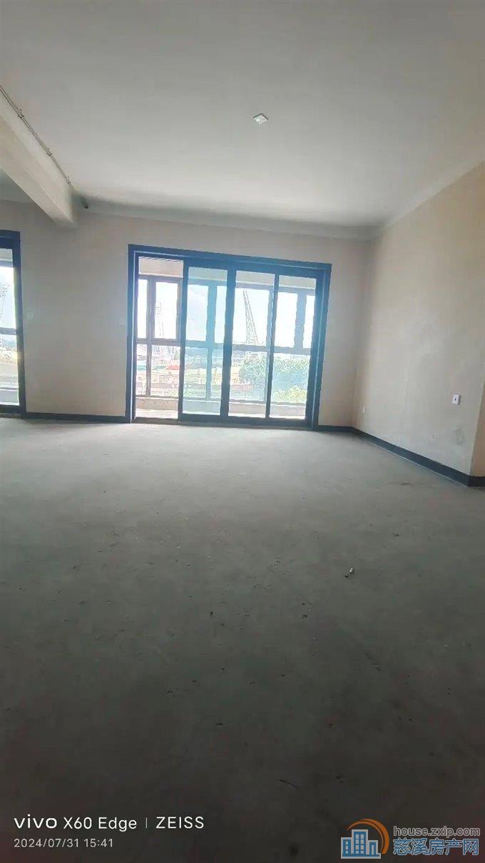 辉逸云庭 新城河9层洋房送车位