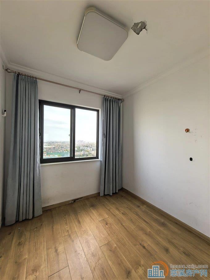 保利俯院江南北区126平132万黄金楼层