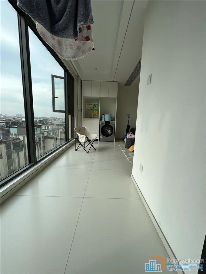 珑玥府 豪装洋房143平带车位 楼.王位