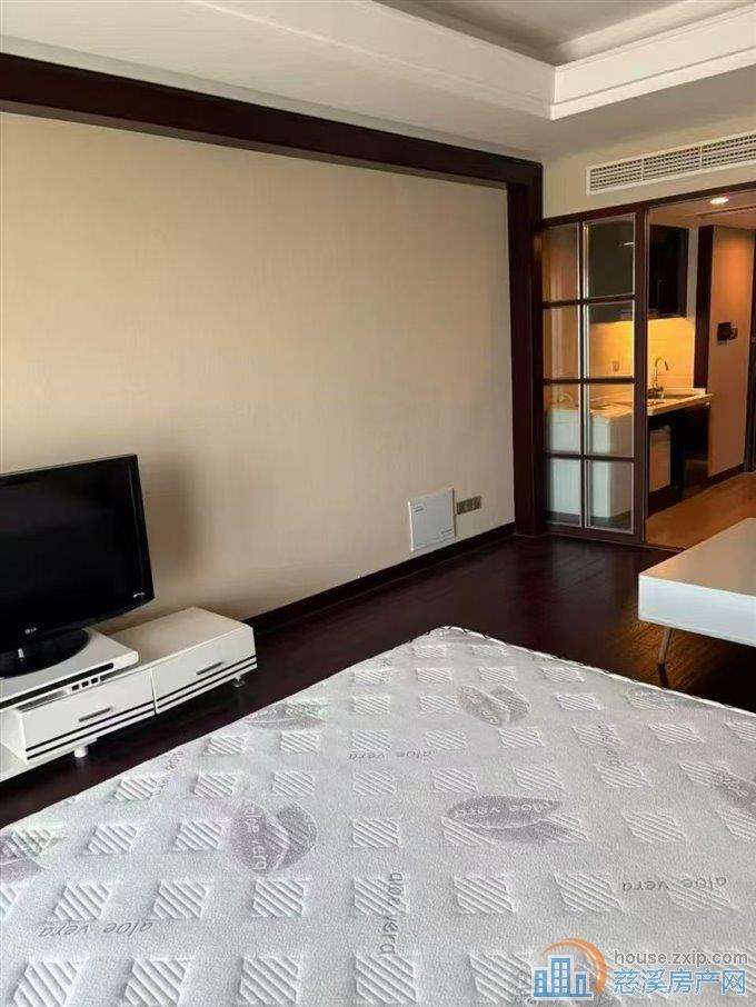 环球酒店伯爵公馆 近上林坊银泰慈溪市中心