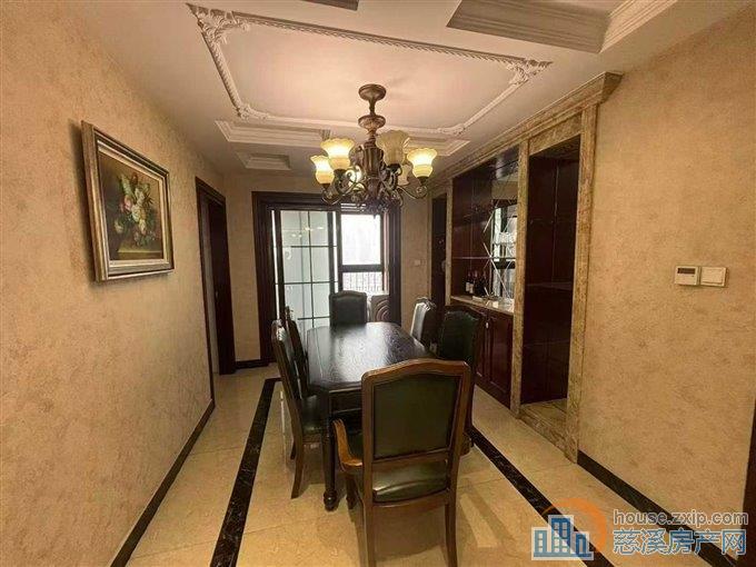 梵石花园140平9楼豪华欧式装修136万