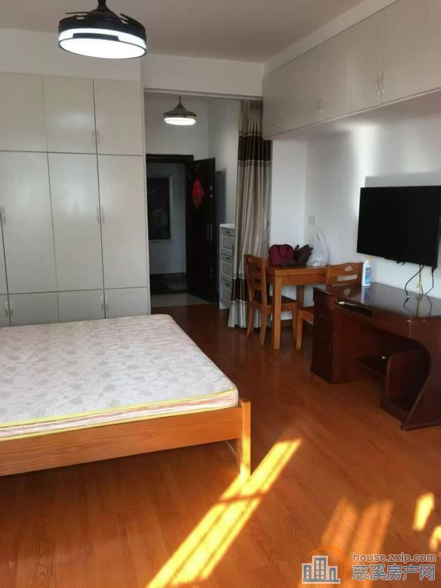 城市星光38平朝南好楼层精装有厨房