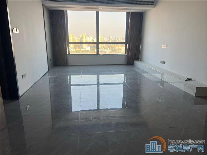 复地二期127平160万全新精装修