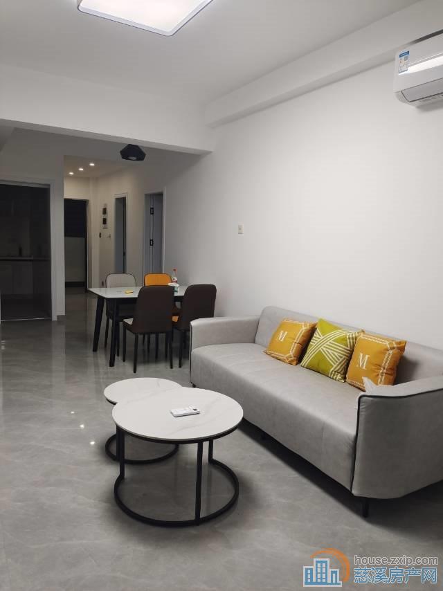 双和家园90平2室精装带车位2800元直