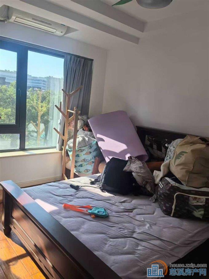 金地鸿悦188平方精装262.8万