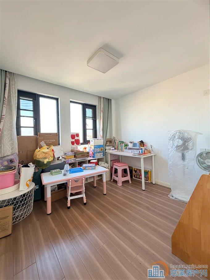 柏顿嘉园一期118平110万精装修