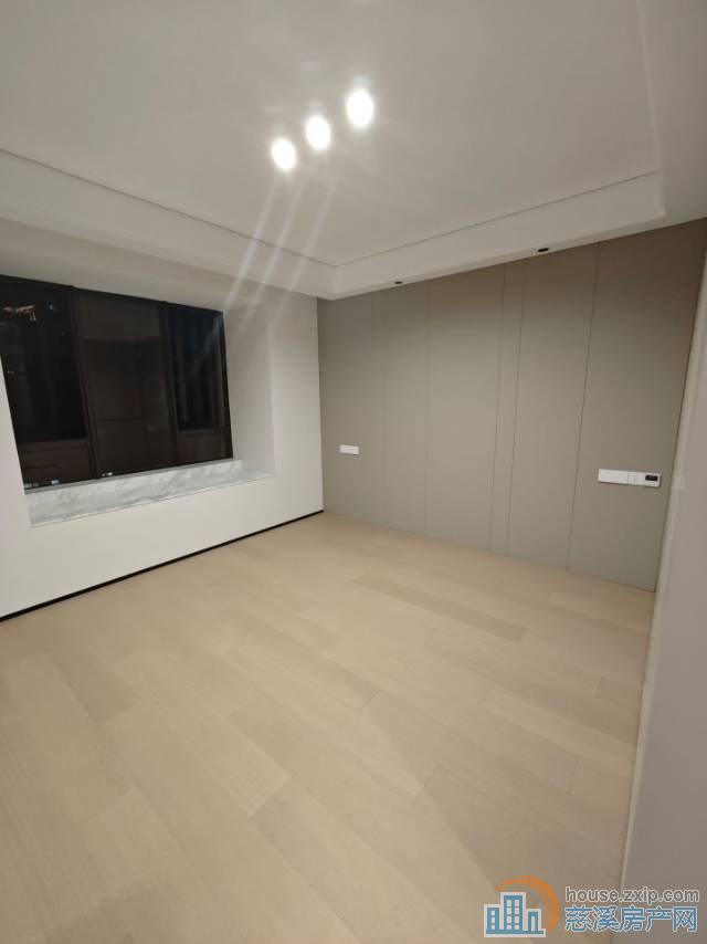 中海湖心半岛全新豪华装修3室直接钥匙在