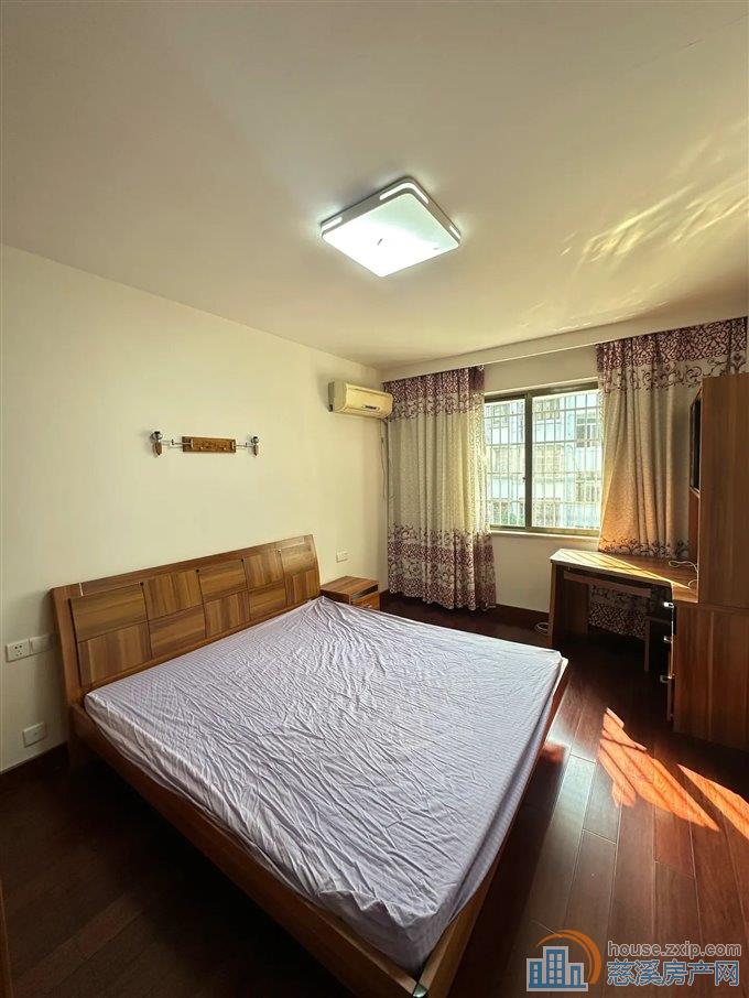 城东新村 上林书包房 精装拎包入住