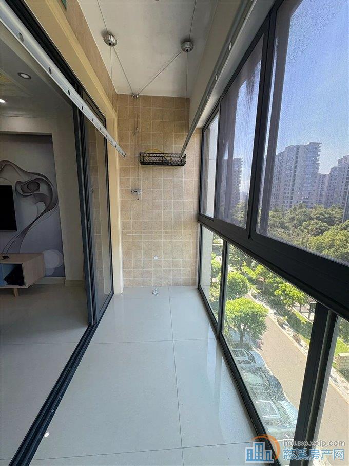 智慧谷 精装 95平方119万 文锦书院