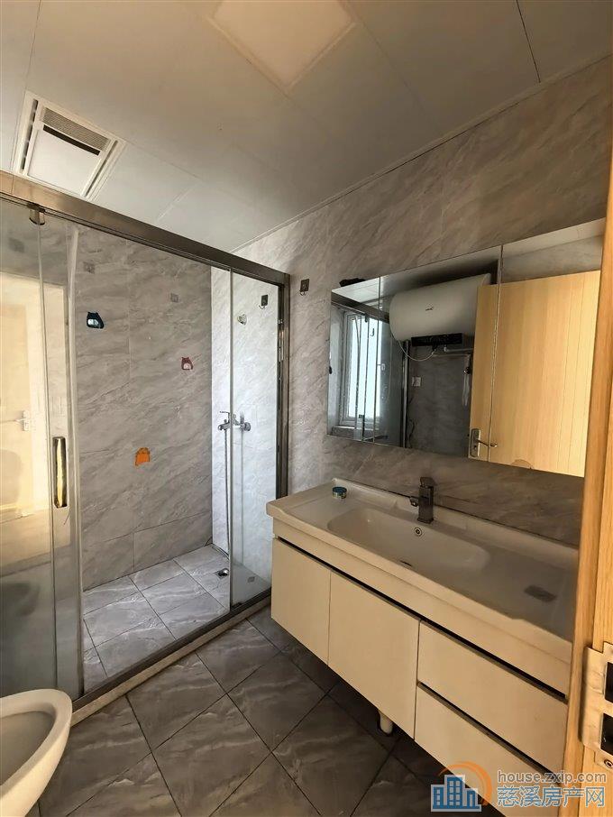 保利俯院江南北区126平132万黄金楼层