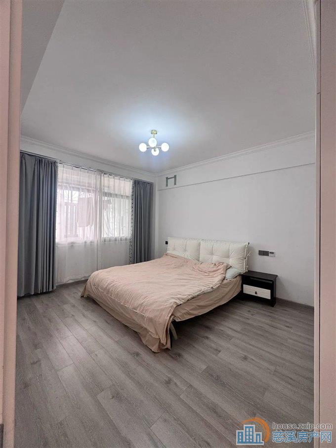 急卖 园丁新村 精装137平方99.8万