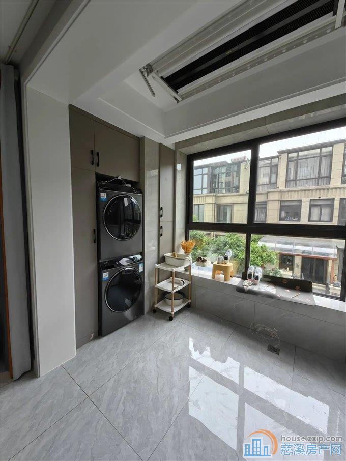 复地御溪雅苑98平119万精装修