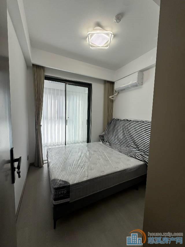崇文府全新精装三室全屋定制拎包入住