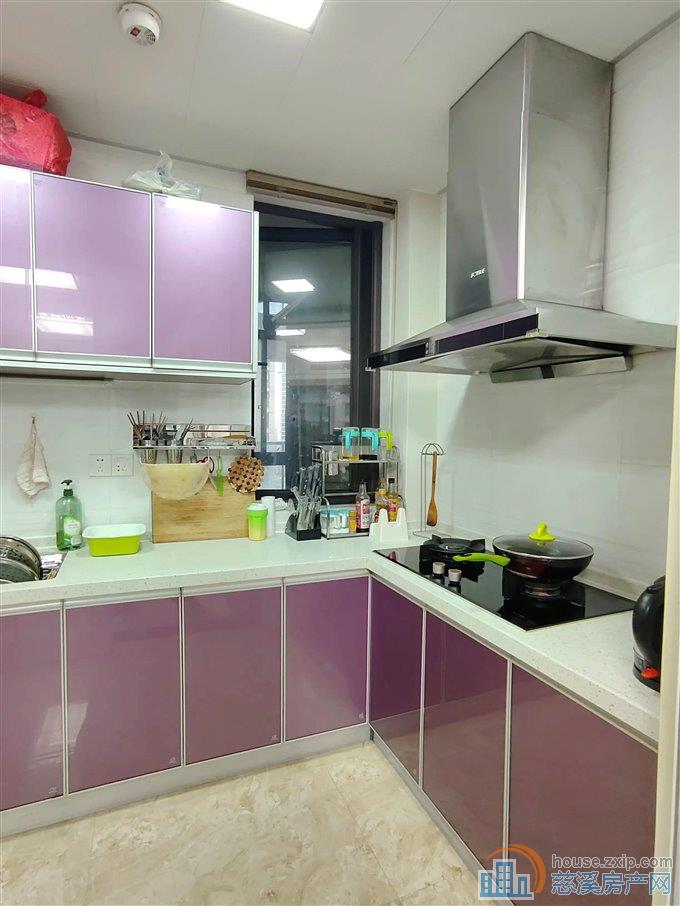 绿城诚园123平172万精装有车位另算