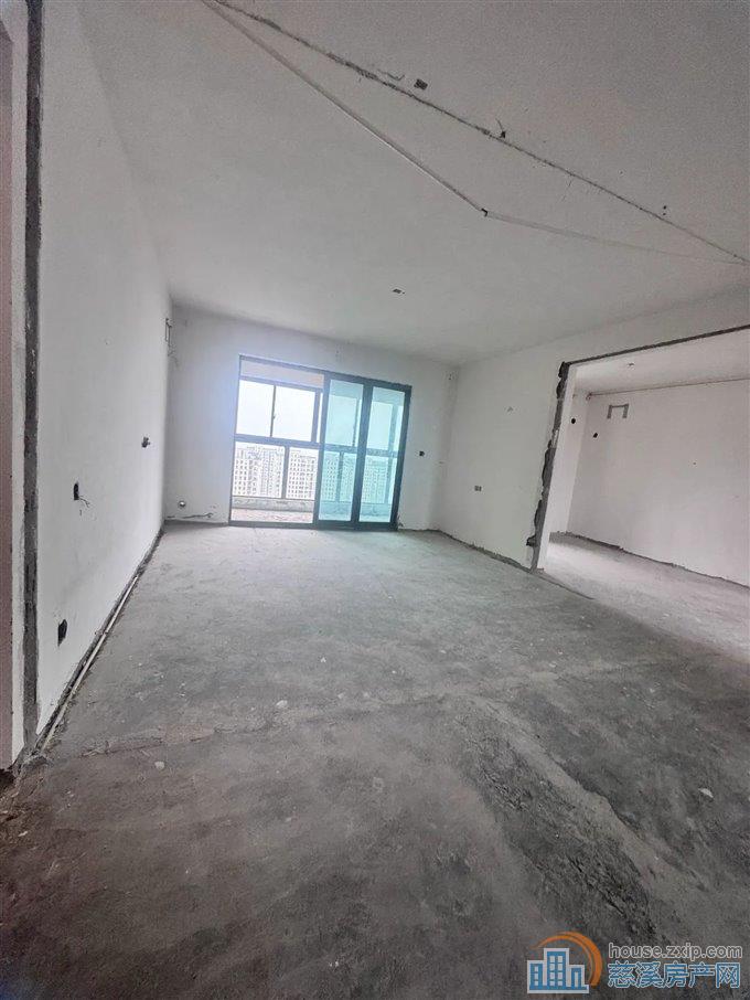 吾悦C区河景房，带车位，满五唯一。