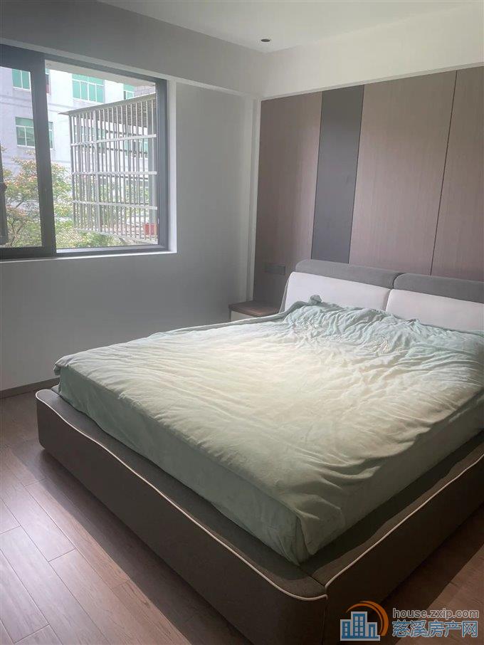 舜韵华庭 全新豪华装 车库140平110