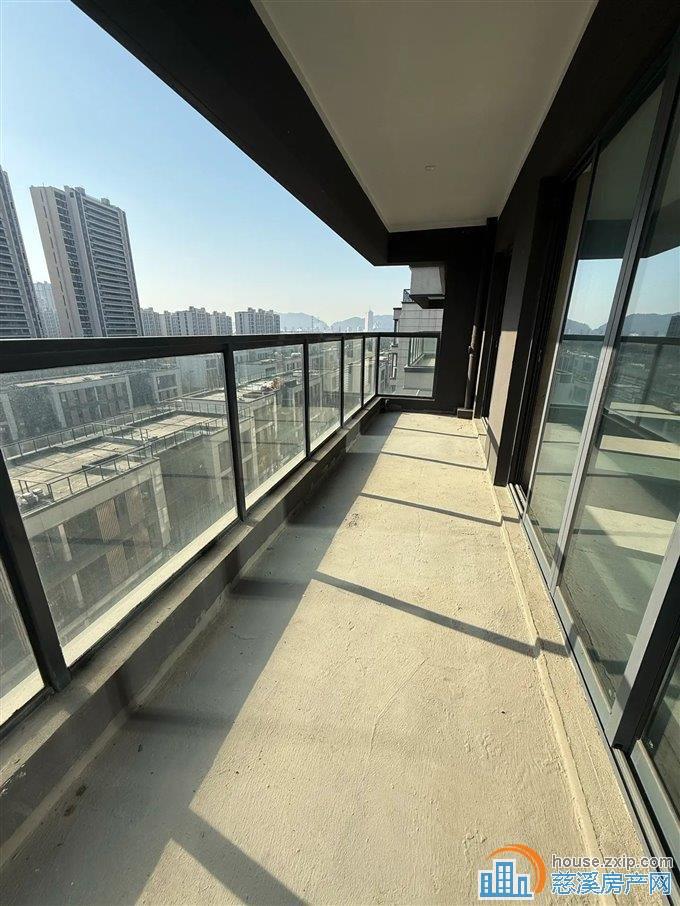 江樾潮启北区 洋房143平218万位置好