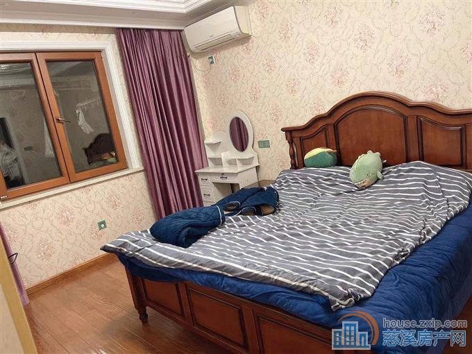 和润公寓132平 109.8万 精装