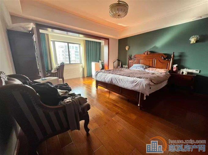 时代华都220平方豪装复式带车位直接房源