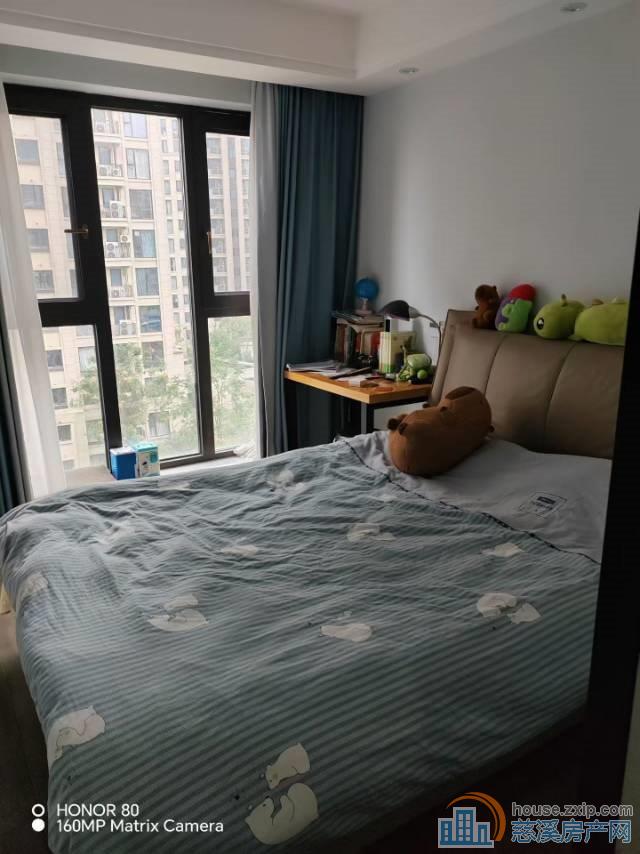 中海湖心半岛101平中间层精195.8万