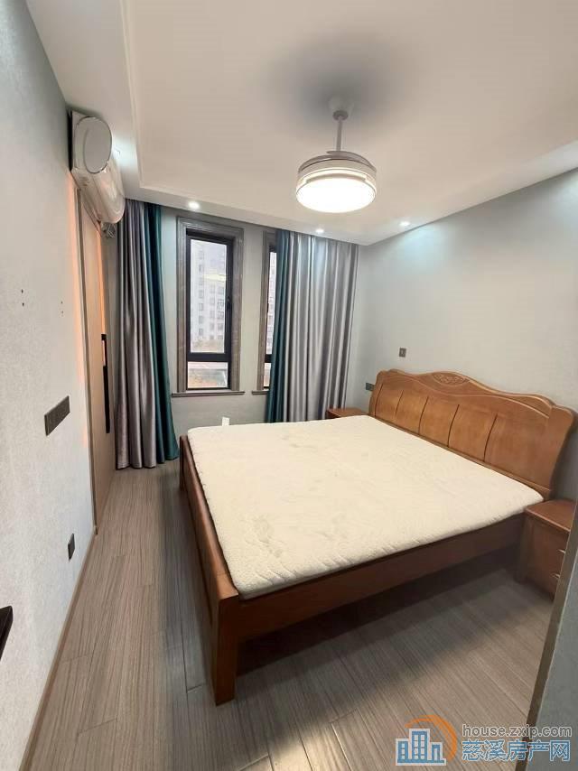 新潮塘南苑60平精装带车位1900元