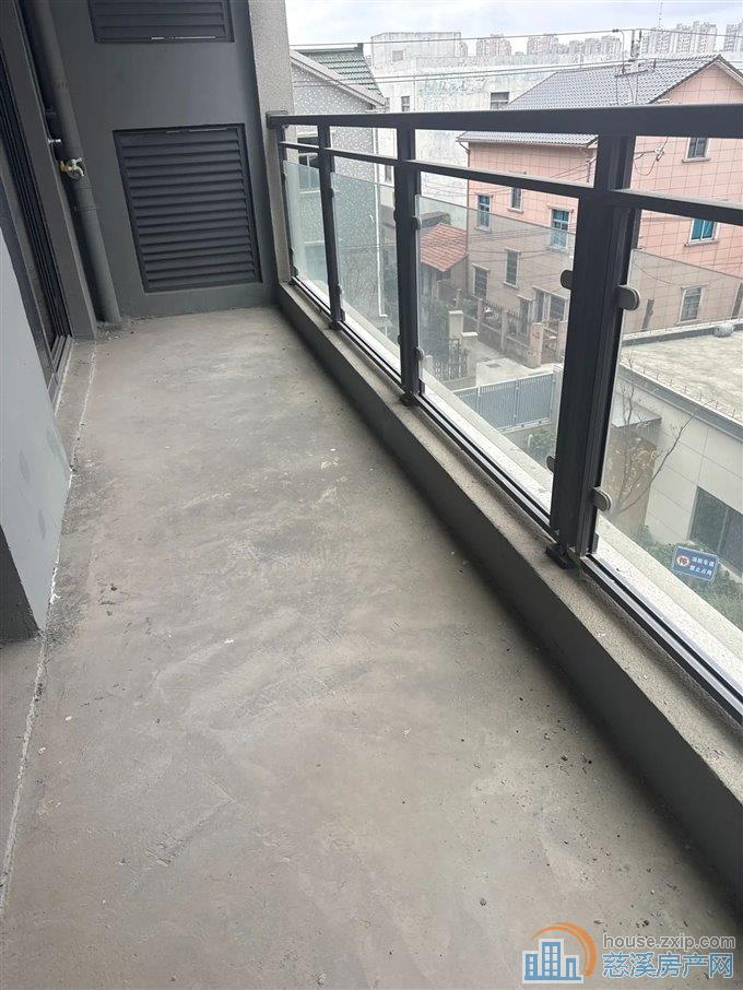 悦翠云庭小区 中庭位置一口价120万