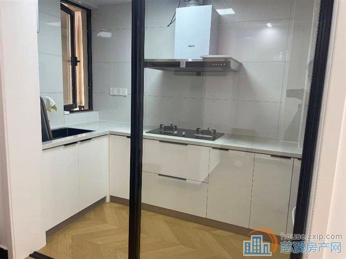 中海湖心岛，独家