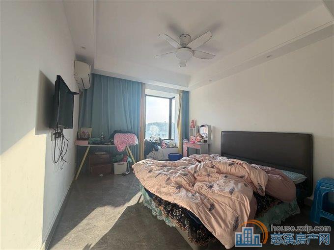 新力帝泊湾110平135万送车位洋房