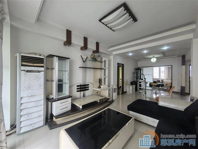 名都公寓 精装139平方92万带车库