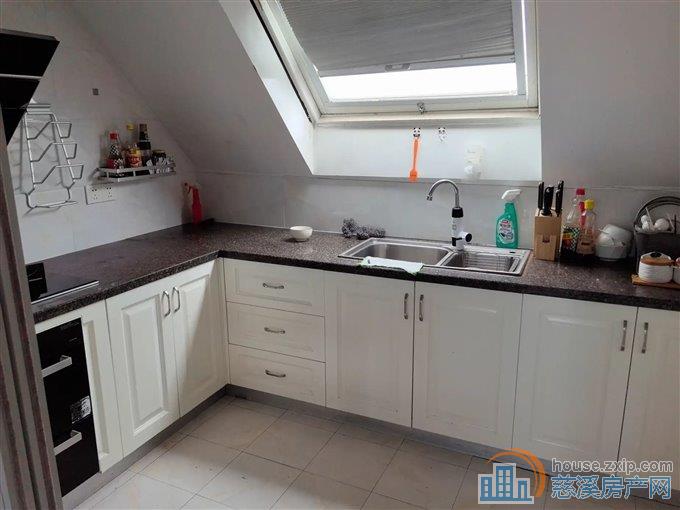 金旦花园 132平 128万