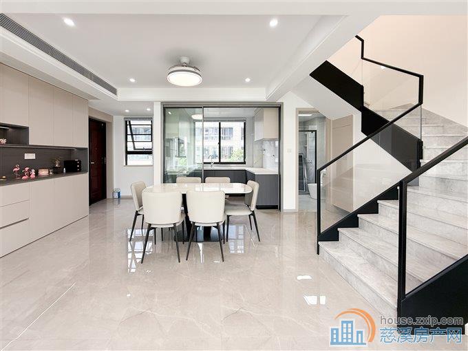 珑玥府 叠墅 全新精装 送车位