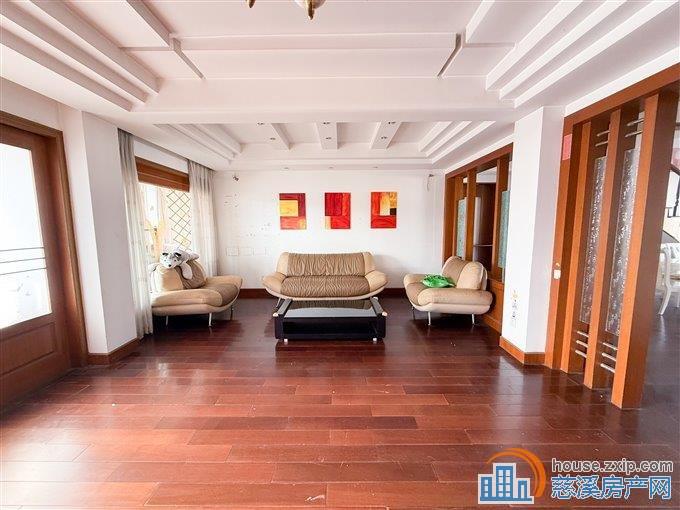 华泰苑 258平 156万 顶复 送阁楼