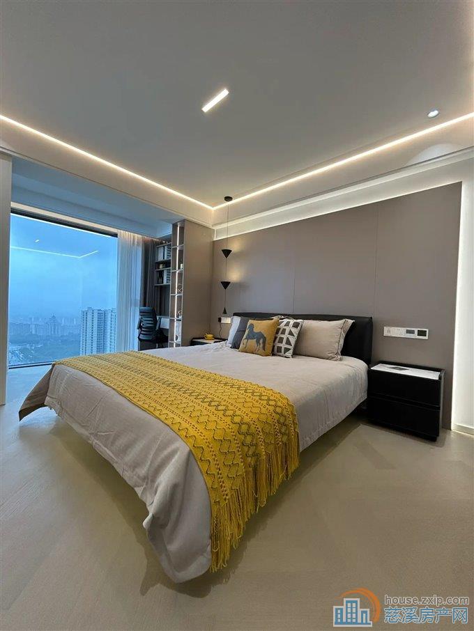 云逸里 豪装 双车位 景观房