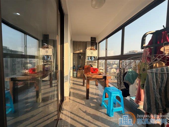 新力帝泊湾110平135万送车位洋房