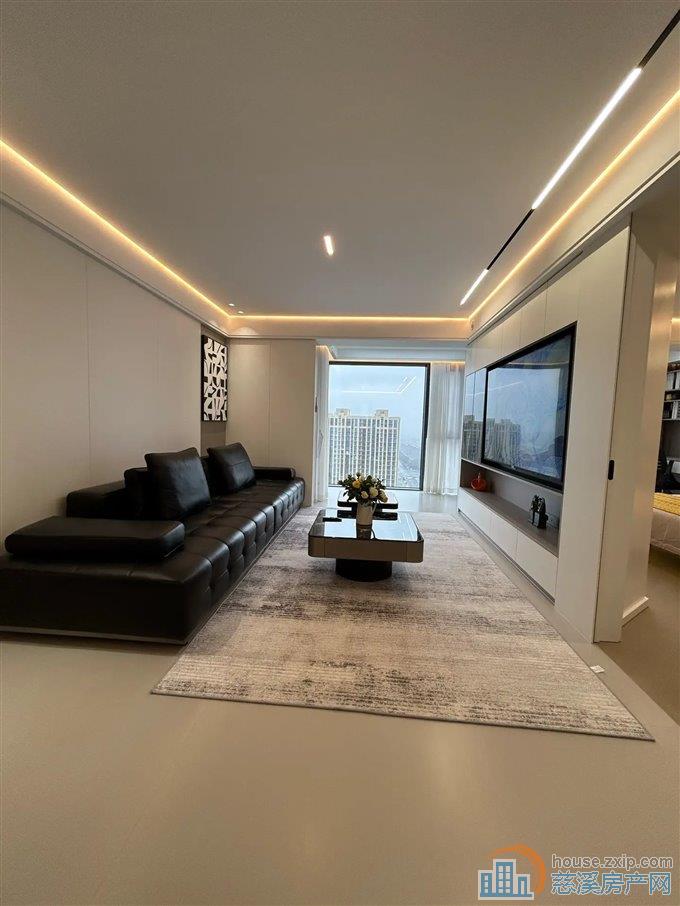 云逸里 豪装 双车位 景观房