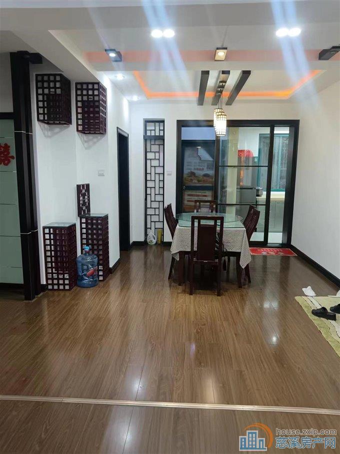 嘉和名苑139平精装三室送车位130万等