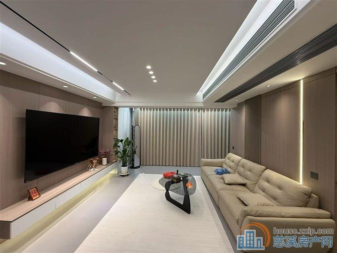 新城河泊蔚里130平➕车位260万