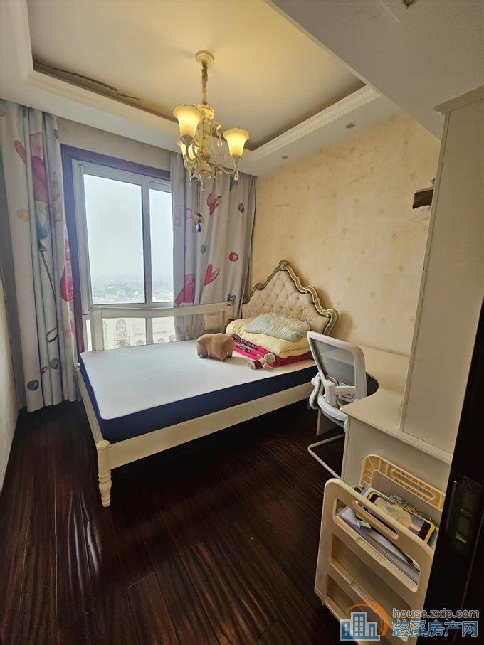 梵石花园豪装140平136.8万