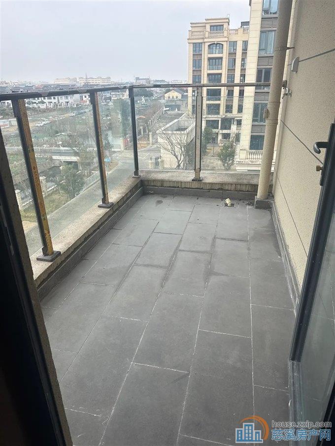 急卖恒大河悦府精装洋房130平116万