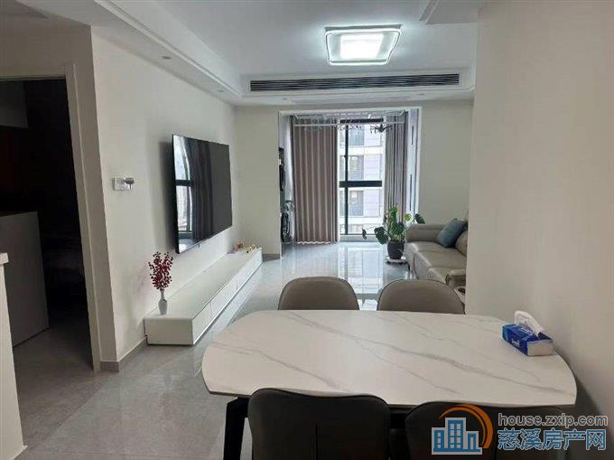 芳满庭83平精装花费15万黄金楼层满2年