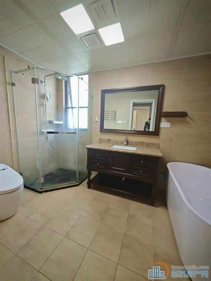 复地御溪雅苑188平精装188万