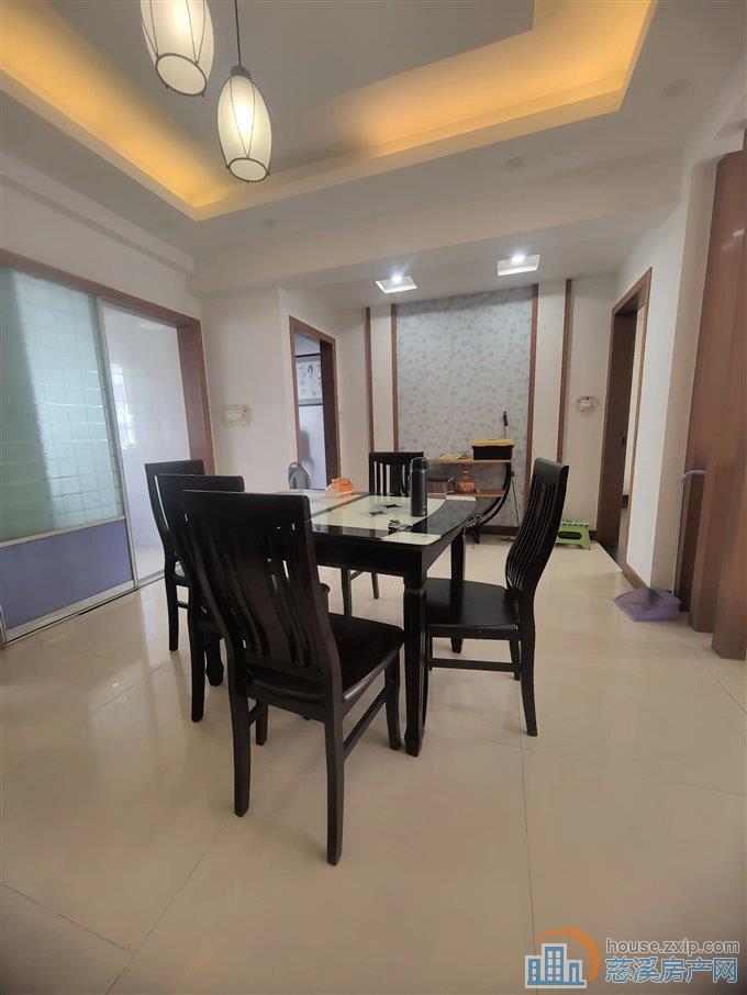 吉祥新村四区121平102万送车库