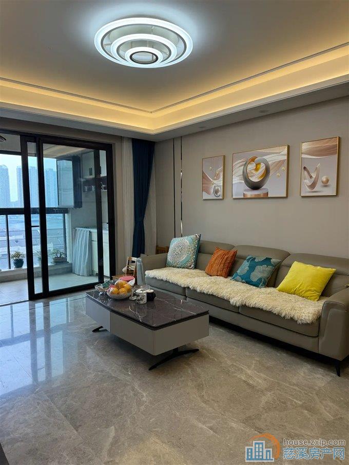 明月湖 湖景房 127平 275万