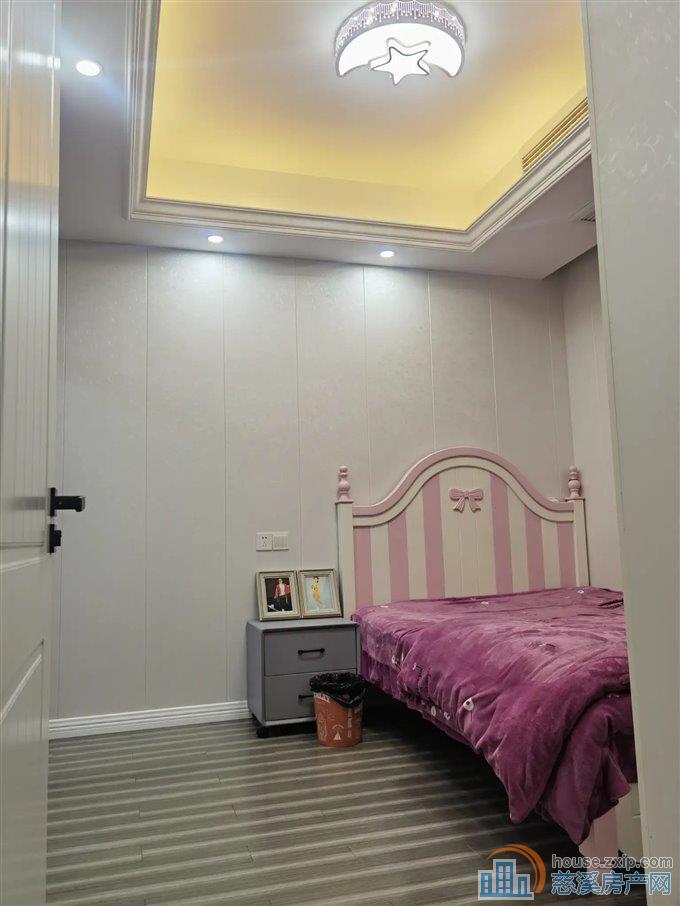 美莛花苑精装修100万