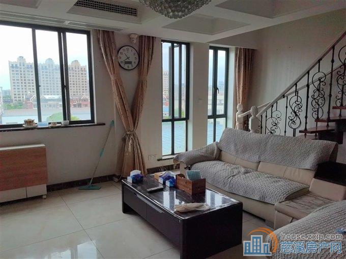 金旦花园 132平 128万