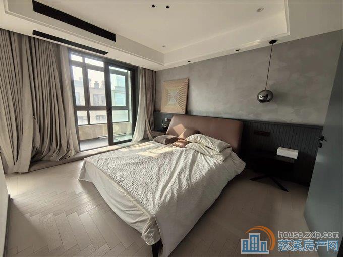 复地二期187平498万精装修送车位