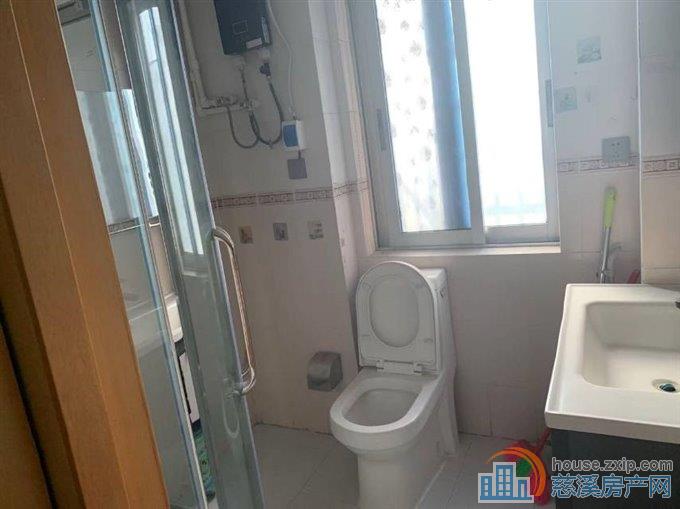 慈溪山庄74平精装4楼带储藏室可读书