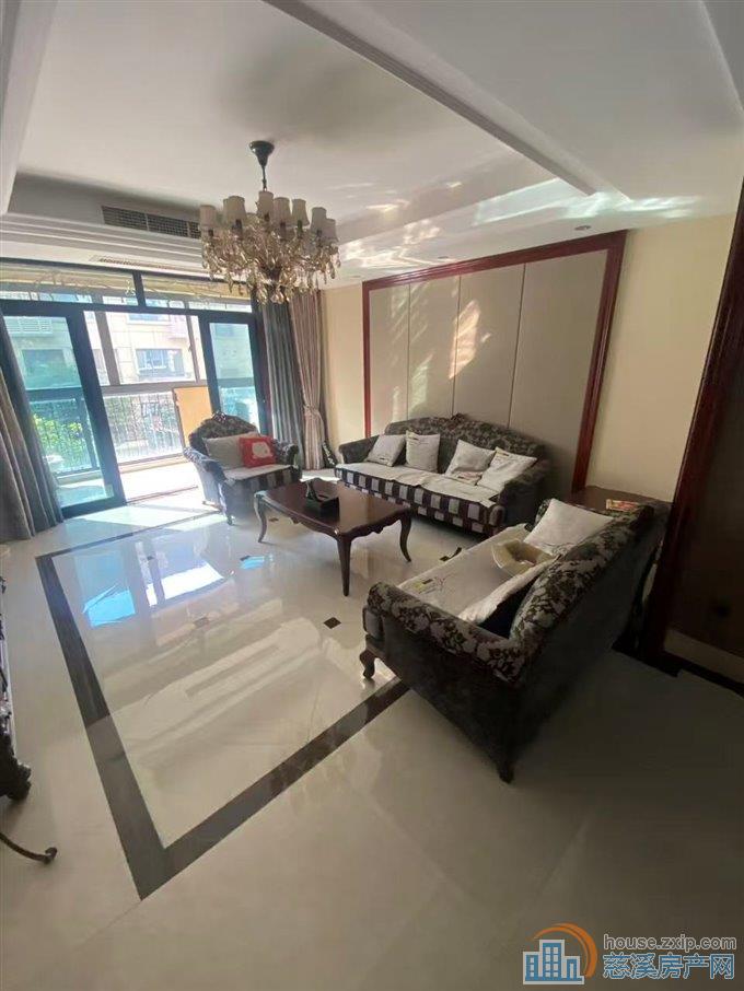 金色港湾 精装128平方洋房带车位