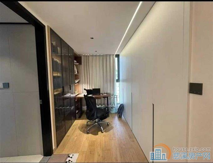 泊蔚里150.87平自住精装修直接房源