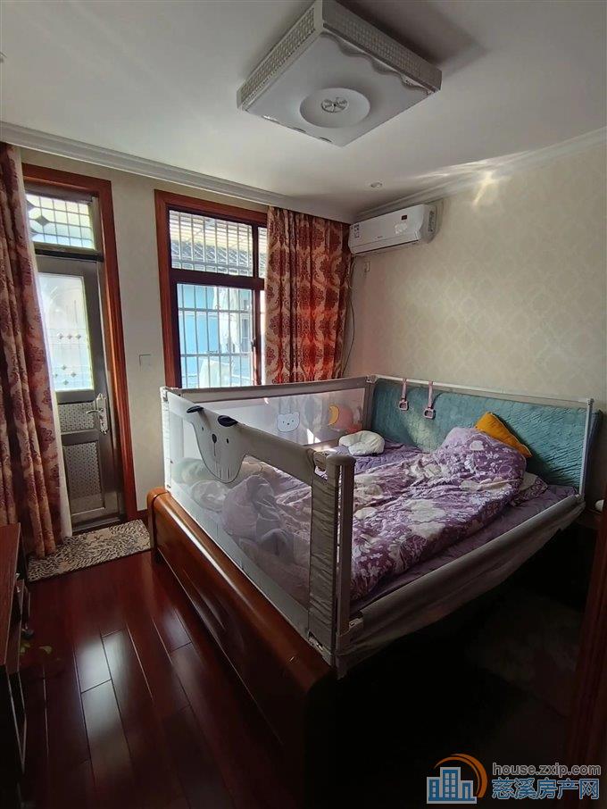 大新路私房 带露台 精装 三小上林XQ